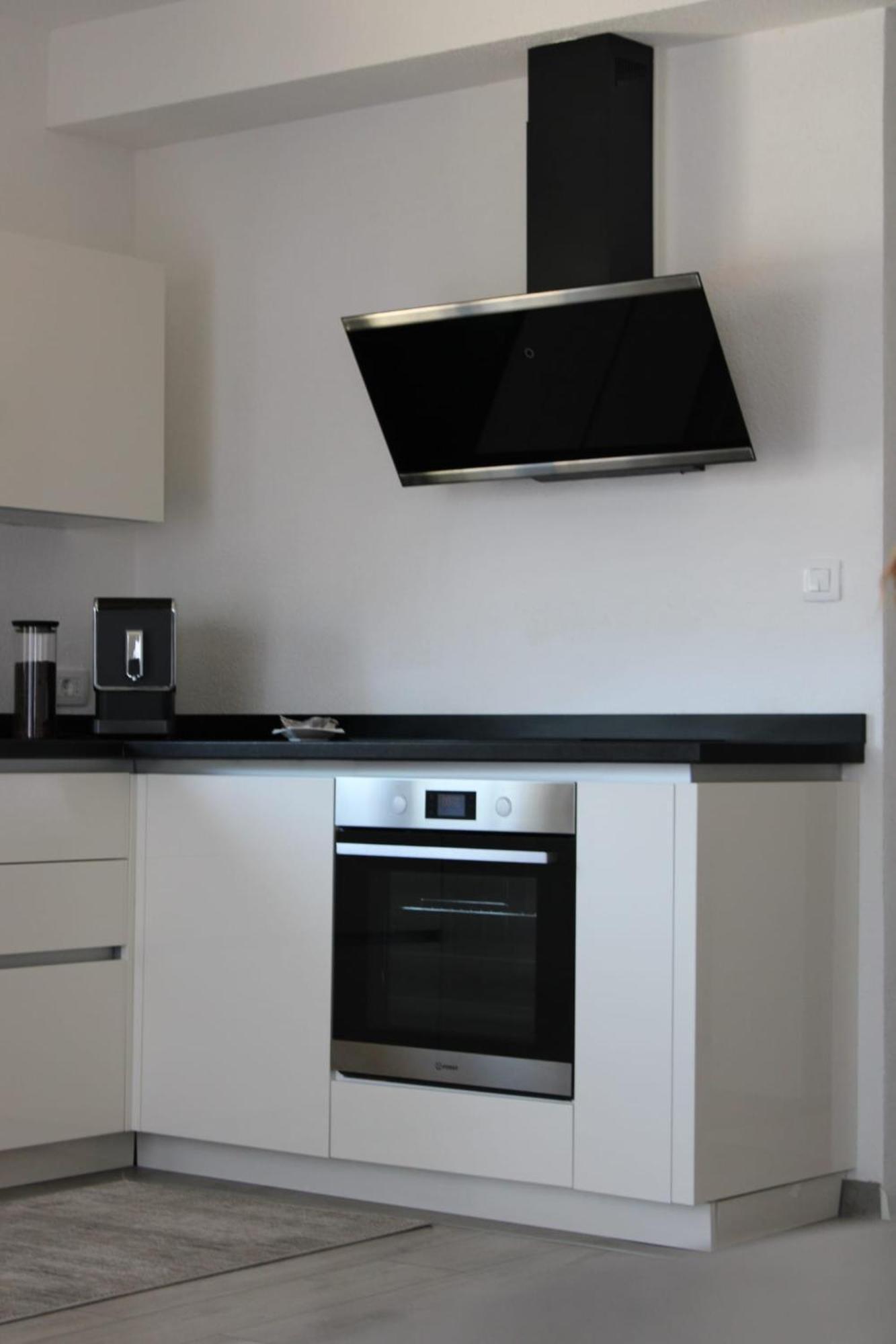 Apartment Merry - Free Garage & Parking Mostar Dış mekan fotoğraf